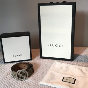 100% Gucci Belt